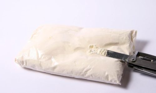 RF4 - Morador de Maringá (PR) é condenado a sete anos e sete meses de reclusão por tráfico de 83 kg de cocaína